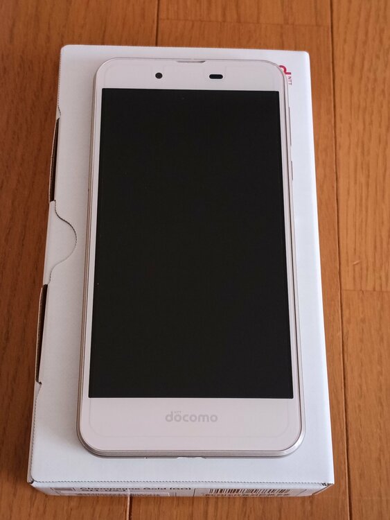 SH-02J（スマホ）の商品画像 - 査定依頼日：2026年3月26日 - 最高査定価格：3,000円