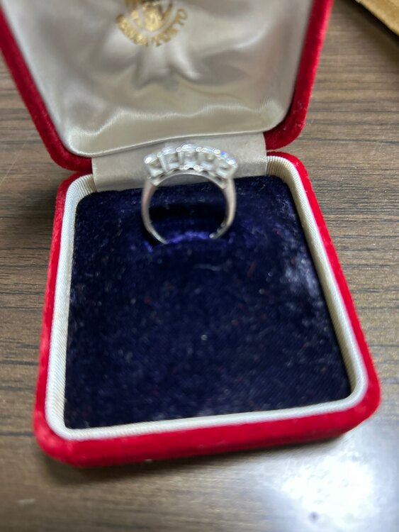 ダイヤリング（金・貴金属）の商品画像 - 査定依頼日：2025年4月29日 - 最高査定価格：70,000円