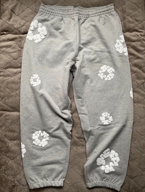 デニムティアーズコットンスウェットパンツ（古着・ファッション）の商品画像 - 査定依頼日：2026年9月19日 - 最高査定価格：100,000円