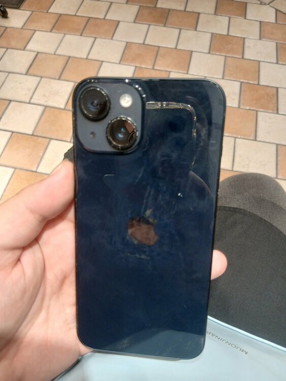 iPhone iPhone 14 128GB au（スマホ）の商品画像 - 査定依頼日：2026年8月12日 - 最高査定価格：50,000円
