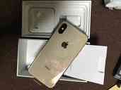 iPhone XS 256G（スマホ）の商品画像 - 査定依頼日：2019年5月27日 - 最高査定価格：68,000円