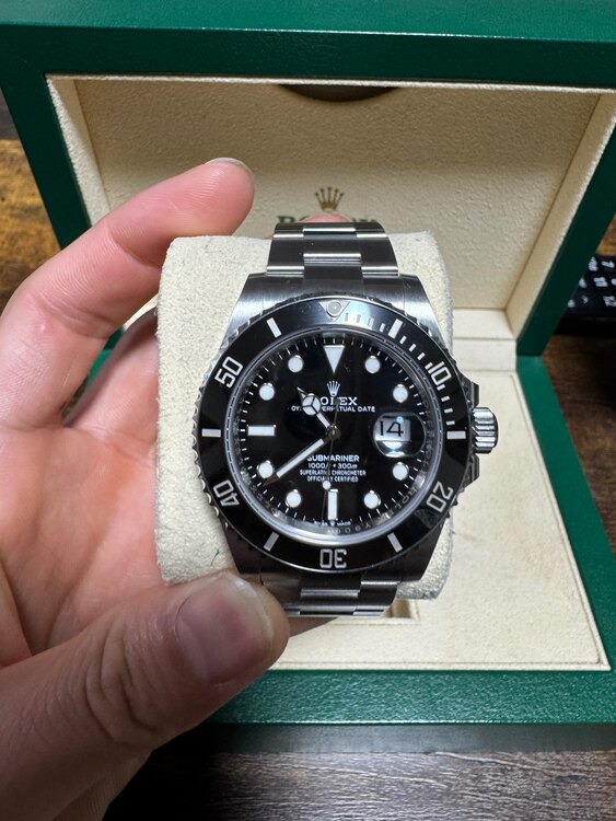 サブマリーナデイト（高級時計）の商品画像 - 査定依頼日：2025年2月22日 - 最高査定価格：1,800,000円
