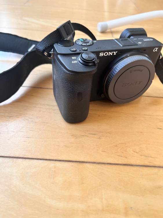α6600（カメラ）の商品画像 - 査定依頼日：2026年5月30日 - 最高査定価格：65,100円
