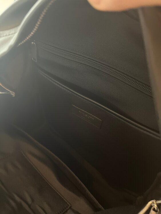 イブサンローラン  （ブランドバッグ）の商品画像 - 査定依頼日：2025年5月17日 - 最高査定価格：80,000円