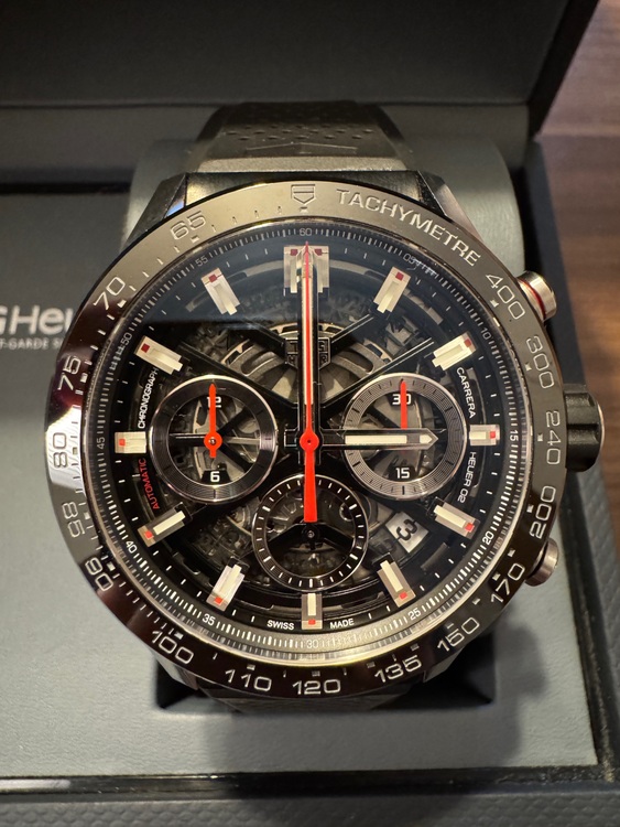 タグホイヤー カレラ CBG201（高級時計）の商品画像 - 査定依頼日：2025年10月18日 - 最高査定価格：380,000円