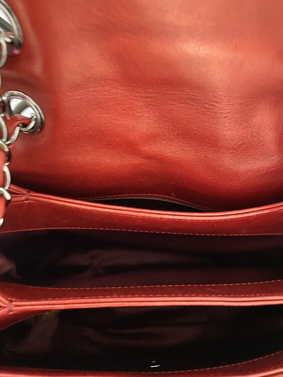 シャネル　ラムスキンマトラッセ　レッド（ブランドバッグ）の商品画像 - 査定依頼日：2024年5月4日