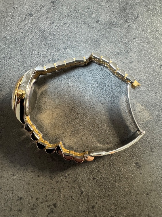 ロレックス デイトジャスト R（高級時計）の商品画像 - 査定依頼日：2025年12月2日 - 最高査定価格：9,960,000円