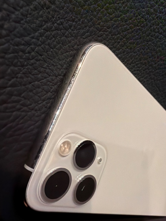 iPhone 11pro（スマホ）の商品画像 - 査定依頼日：2026年7月20日 - 最高査定価格：21,500円