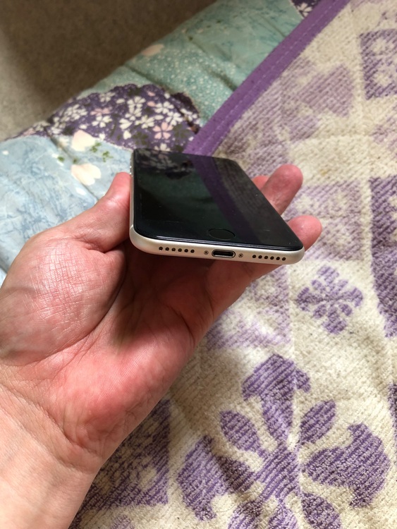 シリアルナンバー　P129P54Y0M（スマホ）の商品画像 - 査定依頼日：2025年9月19日 - 最高査定価格：20,000円