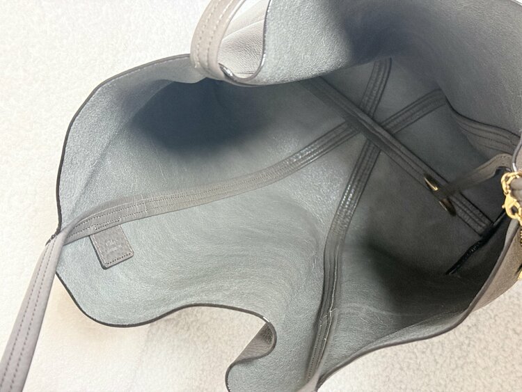 グレインレザー製Chloé Spinラージトートバッグ（ブランドバッグ）の商品画像 - 査定依頼日：2026年7月6日 - 最高査定価格：60,000円