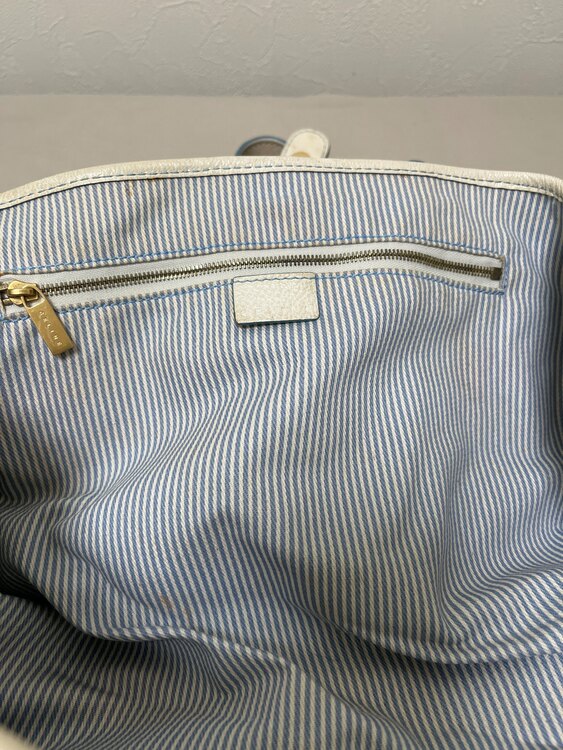 セリーヌ  （ブランドバッグ）の商品画像 - 査定依頼日：2025年4月29日 - 最高査定価格：10,000円