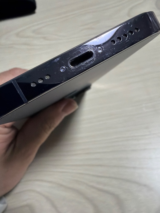 iPhone 14 Pro 128GB SIMフリー（スマホ）の商品画像 - 査定依頼日：2026年2月13日 - 最高査定価格：60,000円