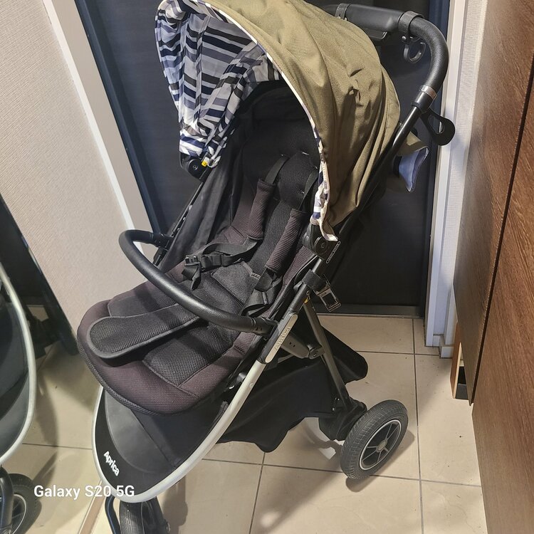 アプリカ スムーヴ（ベビー用品）の商品画像 - 査定依頼日：2026年6月13日 - 最高査定価格：3,000円