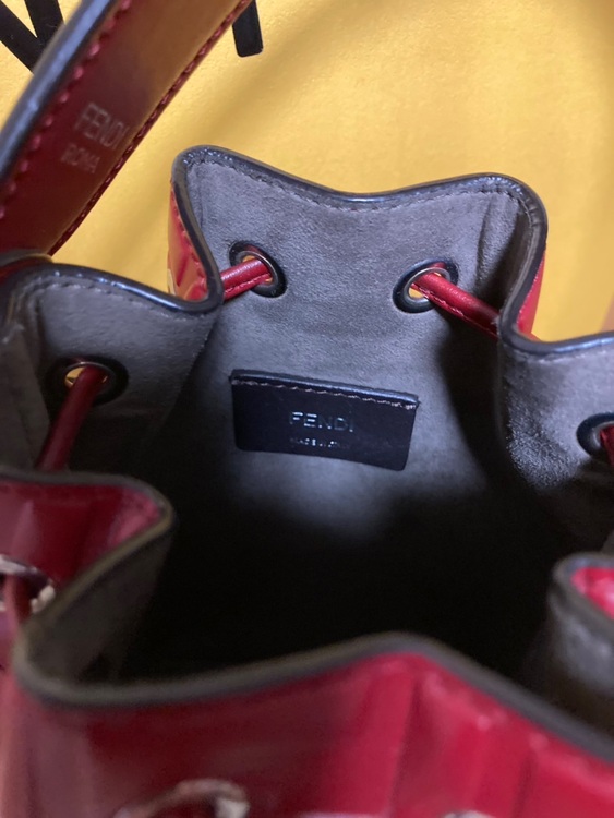 フェンディ  （ブランドバッグ）の商品画像 - 査定依頼日：2025年11月29日 - 最高査定価格：85,000円