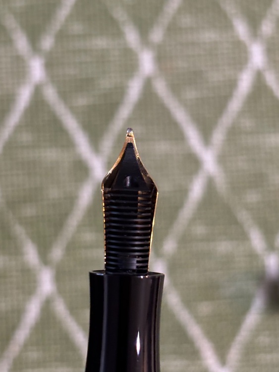 モンブラン　万年筆（ブランド財布・小物）の商品画像 - 査定依頼日：2025年6月18日 - 最高査定価格：10,000円