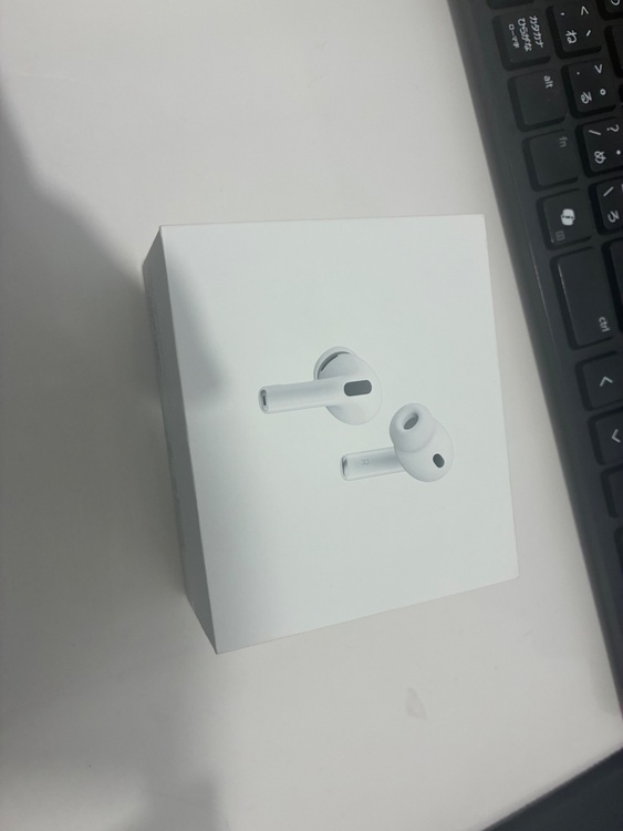 AirPodspro3（オーディオ・スピーカー）の商品画像 - 査定依頼日：2026年4月10日 - 最高査定価格：23,100円