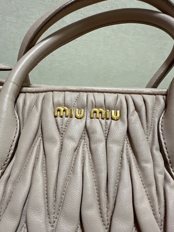 マテラッセハンドバッグ（ブランドバッグ）の商品画像 - 査定依頼日：2025年8月23日 - 最高査定価格：60,000円