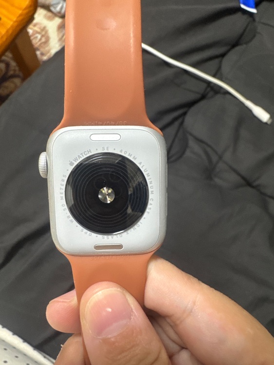 Applewatch SE40mm（ブランド財布・小物）の商品画像 - 査定依頼日：2025年9月7日 - 最高査定価格：7,000円