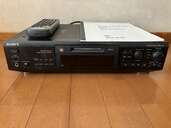 MDS-JE700