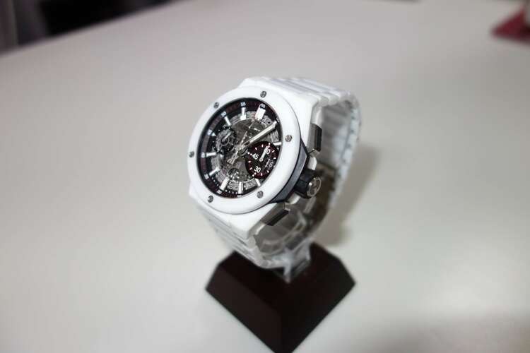 インテグラルセラミックホワイト（高級時計）の商品画像 - 査定依頼日：2025年5月6日 - 最高査定価格：1,650,000円