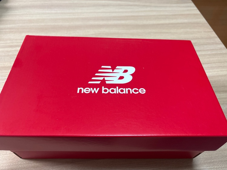 ニューバランスFresh Foam X 2500 v5 UG2500BD 2E（ゴルフ用品）の商品画像 - 査定依頼日：2026年8月23日 - 最高査定価格：10,100円