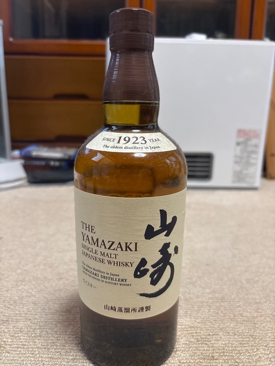 ウイスキー サントリー山崎（お酒）の商品画像 - 査定依頼日：2026年5月31日 - 最高査定価格：10,000円