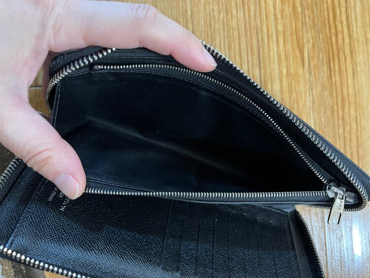 N63095（ブランド財布・小物）の商品画像 - 査定依頼日：2025年2月18日 - 最高査定価格：20,000円