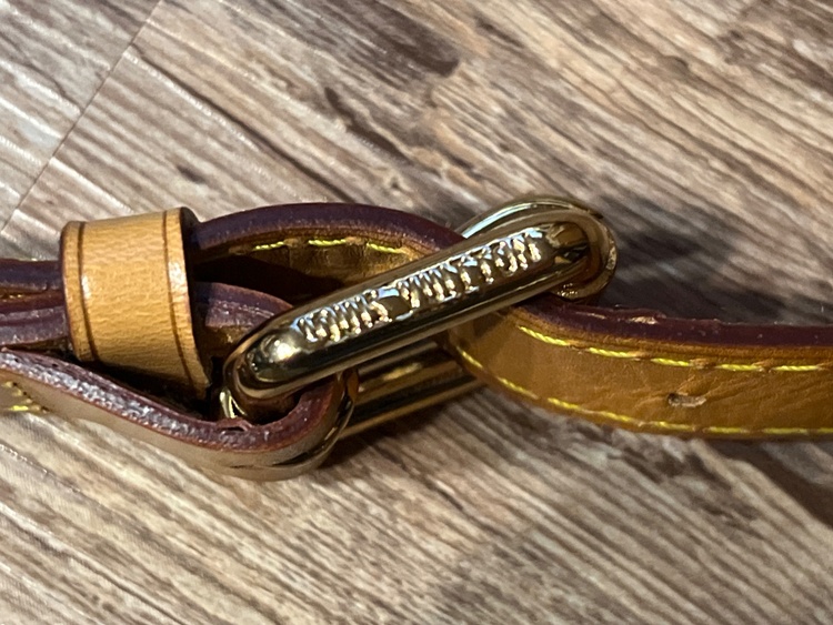 ショルダーばつく（ブランドバッグ）の商品画像 - 査定依頼日：2026年3月3日 - 最高査定価格：100,000円