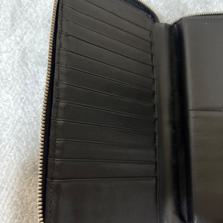 muta ムータ イントレチャート スティングレイ 長財布（ブランド財布・小物）の商品画像 - 査定依頼日：2025年9月18日 - 最高査定価格：18,000円