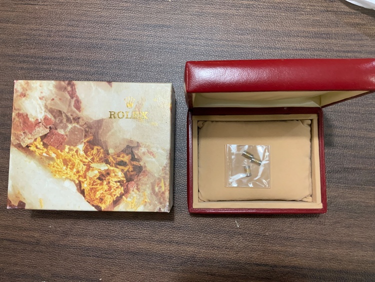 ロレックス デイトジャスト 6917（高級時計）の商品画像 - 査定依頼日：2026年4月6日 - 最高査定価格：800,000円