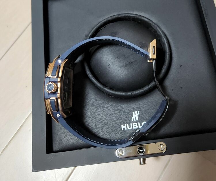 ウブロ ビックバン （高級時計）の商品画像 - 査定依頼日：2025年10月22日 - 最高査定価格：3,200,000円