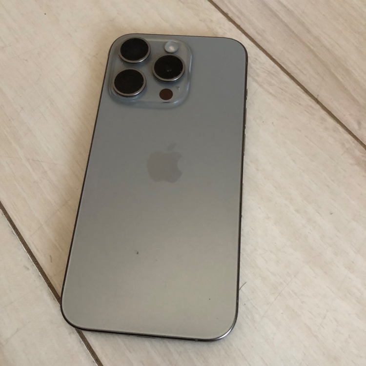 iPhone 17 Pro 256GB SIMフリー（スマホ）の商品画像 - 査定依頼日：2026年4月10日 - 最高査定価格：154,000円