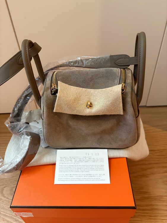 リンディミニグリズリ（ブランドバッグ）の商品画像 - 査定依頼日：2025年7月27日 - 最高査定価格：1,300,000円