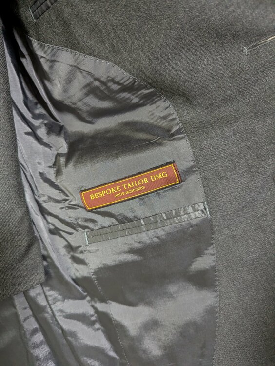 オーダースーツ（古着・ファッション）の商品画像 - 査定依頼日：2026年4月1日 - 最高査定価格：100,000円