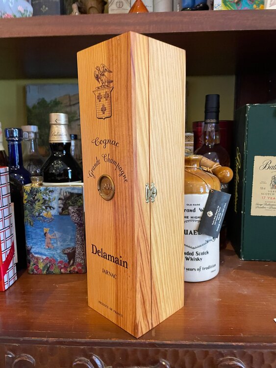 デラマン1960年皇太子成婚記念（お酒）の商品画像 - 査定依頼日：2025年2月25日 - 最高査定価格：45,000円