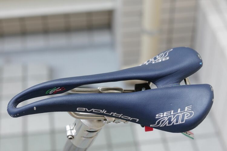 Alex Moulton AM-GT mk2 (Bugatti Blue)（自転車）の商品画像 - 査定依頼日：2025年9月7日 - 最高査定価格：1,470,000円