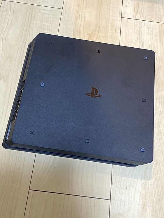 プレイステーション4本体 ジェットブラック(HDD 500GB/CUH-2000（ゲーム機本体・ゲームソフト）の商品画像 - 査定依頼日：2019年12月15日 - 最高査定価格：15,500円