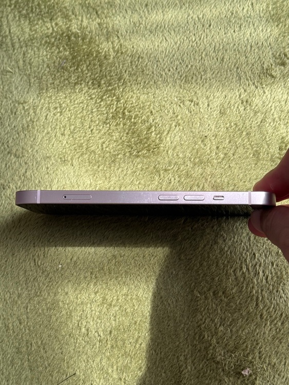 iPhone13 ピンク（スマホ）の商品画像 - 査定依頼日：2025年9月7日 - 最高査定価格：43,000円