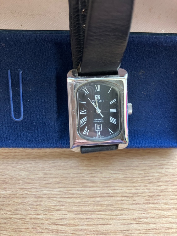 その他 その他 TISSOT calibers 2362/238（高級時計）の商品画像 - 査定依頼日：2026年5月6日 - 最高査定価格：5,000円