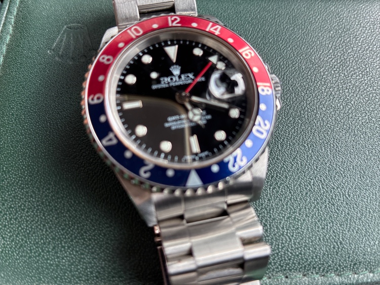 ロレックス GMTマスター 1671（高級時計）の商品画像 - 査定依頼日：2026年2月19日 - 最高査定価格：1,950,000円