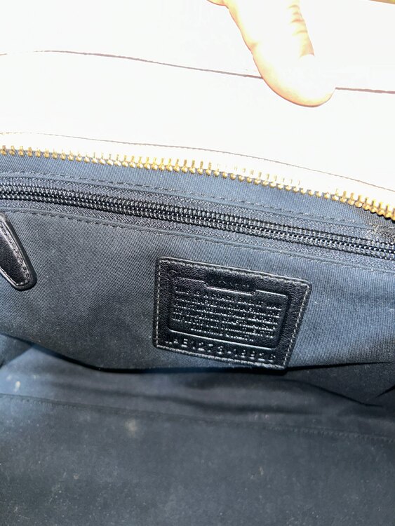 その他 コーチ （ブランドバッグ）の商品画像 - 査定依頼日：2025年3月11日 - 最高査定価格：3,000円