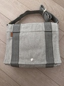 エルメス フールトゥ バサスMM（Fourre-Tout Bassas）（ブランドバッグ）の商品画像 - 査定依頼日：2026年4月5日 - 最高査定価格：30,000円