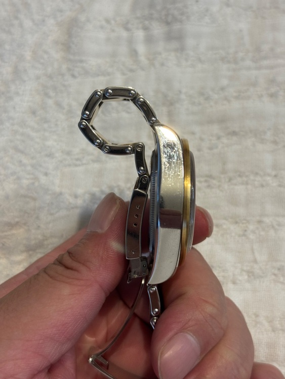 チューダー ブラックベイ 79363N （高級時計）の商品画像 - 査定依頼日：2025年9月28日 - 最高査定価格：560,000円