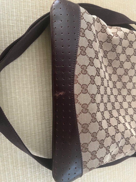 グッチ  （ブランドバッグ）の商品画像 - 査定依頼日：2025年8月29日 - 最高査定価格：30,000円