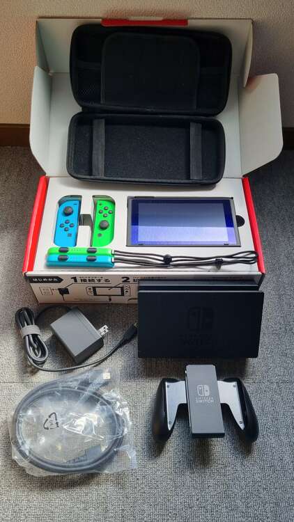 任天堂スウィッチ本体（ゲーム機本体・ゲームソフト）の商品画像 - 査定依頼日：2025年4月15日 - 最高査定価格：10,000円