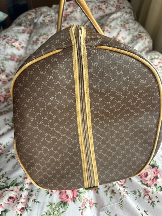 グッチ  （ブランドバッグ）の商品画像 - 査定依頼日：2026年3月31日 - 最高査定価格：30,000円