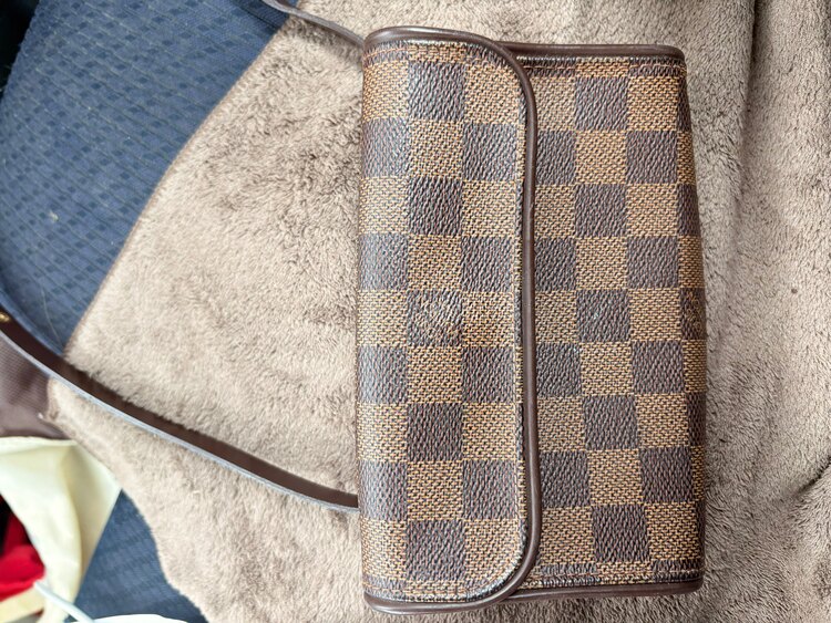 ポシェットフロランティーヌダミエエベス（ブランドバッグ）の商品画像 - 査定依頼日：2025年3月13日 - 最高査定価格：120,000円