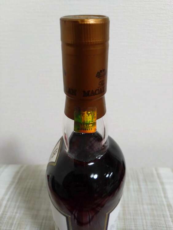 マッカラン18年（お酒）の商品画像 - 査定依頼日：2025年3月22日 - 最高査定価格：95,000円