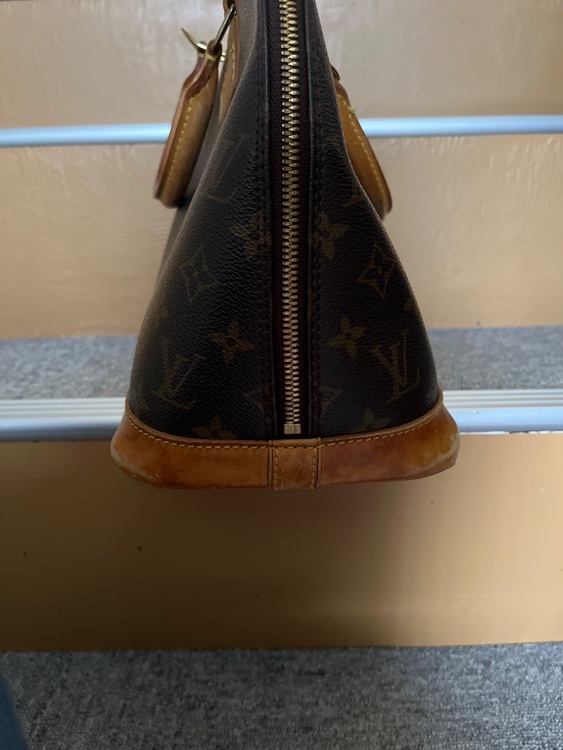 アルマ（ブランドバッグ）の商品画像 - 査定依頼日：2026年2月18日 - 最高査定価格：25,000円