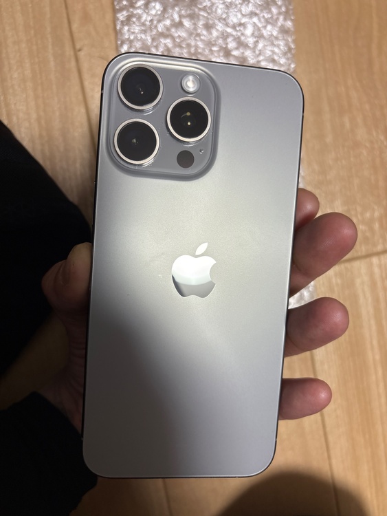 美品（スマホ）の商品画像 - 査定依頼日：2026年6月20日 - 最高査定価格：125,000円